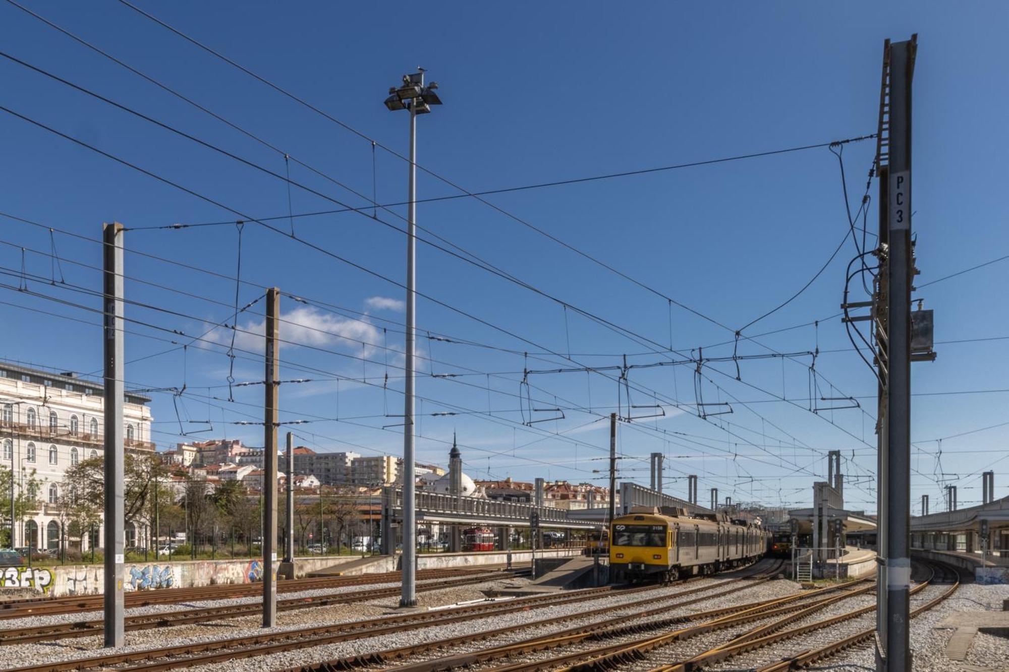 King Bed Suite, Loft With 3wc, Ac & Self-check-in. Lissabon